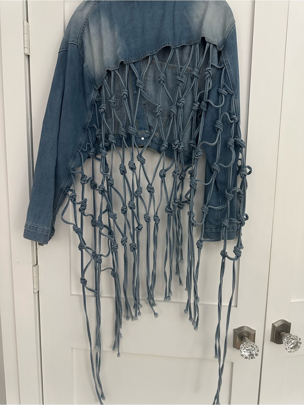 Frayed Rope-Back Denim Jacket - Light Blue - Picture 4 of 6